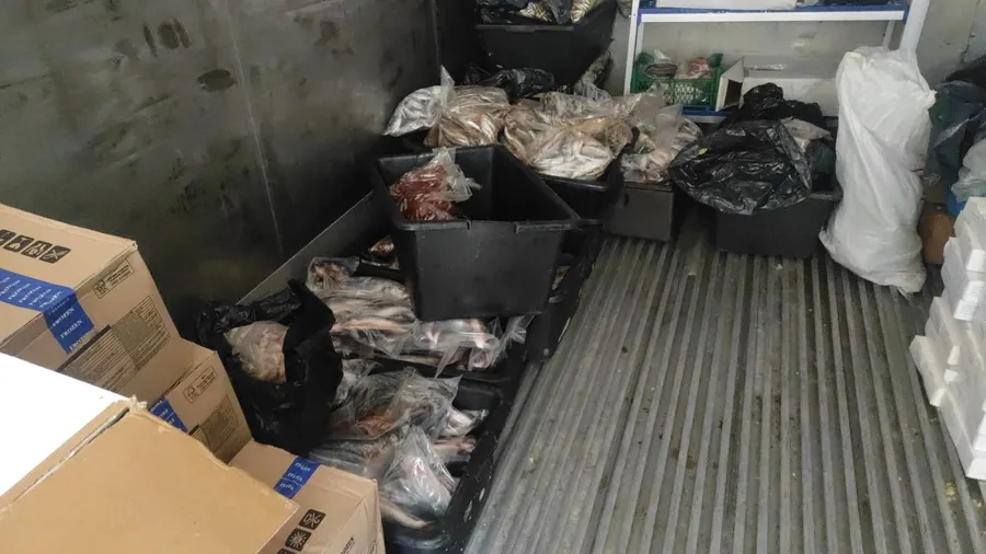 anpc alimente expirate peste pescarie mizerie