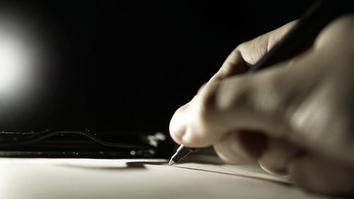 Evaluarea Națională 2019 – Regulile de examen: la ce oră să fie elevii în săli, cu ce culoare au voie să scrie, cum își corectează greșelile și ce se întâmplă cu elevii care copiază