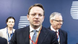 OFICIAL Candidatul Ungariei pentru Comisia Europeană are undă verde în Parlamentul European/ Echipa von der Leyen, mai aproape cu un pas de votul final