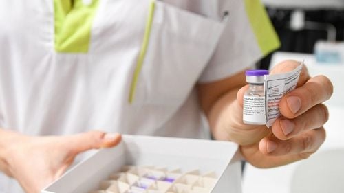 Gheorghiță: Din 1 aprilie, fiecare centru din platformă va avea afișat tipul de vaccin. Numărul de persoane care se vaccinează în fiecare cabinet zilnic va crește de la 60 la 90