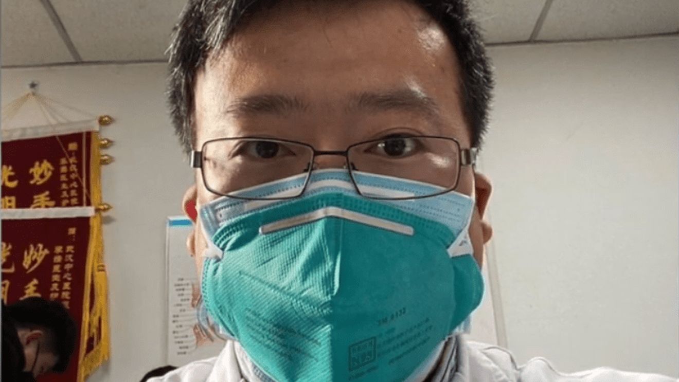 Un medic chinez care a avertizat cu privire la noul coronavirus, redus la tăcere şi diagnosticat cu virusul