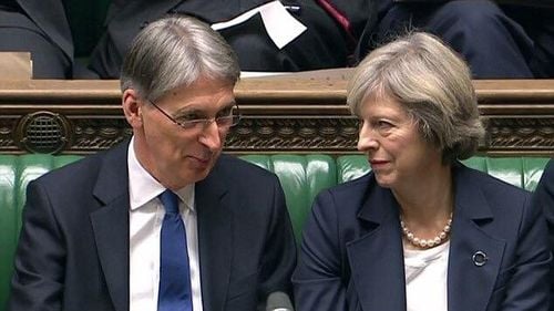 Ministrul britanic de Finanțe: Londra trebuie să găsească o soluţie pentru Brexit, dar înlocuirea Theresei May nu este oportună / Adjunctul premierului britanic: Nu cred că am vreo dorinţă de a fi prim-ministru