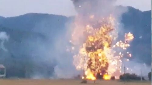 VIDEO Explozie pe platforma uzinei de armament Tohan / O persoană a murit / A ars un depozit de artificii al unei companii private