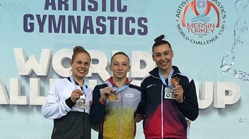 Șapte medalii, patru de aur, una de argint şi două de bronz, pentru gimnaștii români care au participat la Cupa Mondială din Turcia