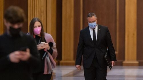 SURSE Liberalii au convocat pentru vineri la ora 11 ședința Biroului executiv al PNL pentru a discuta lista de miniștri / Guvernul Ciucă are șanse să treacă de Parlament