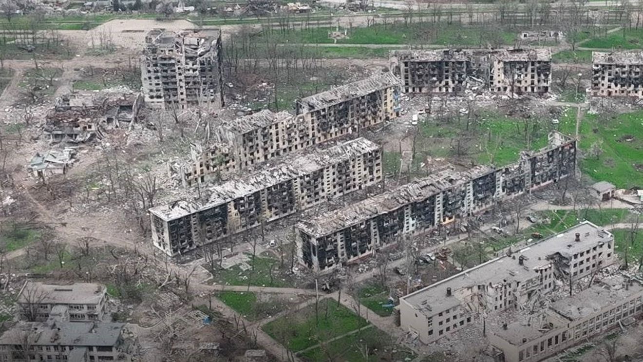 Ministrul rus al apărării vizitează orașul ucrainean ocupat Mariupol