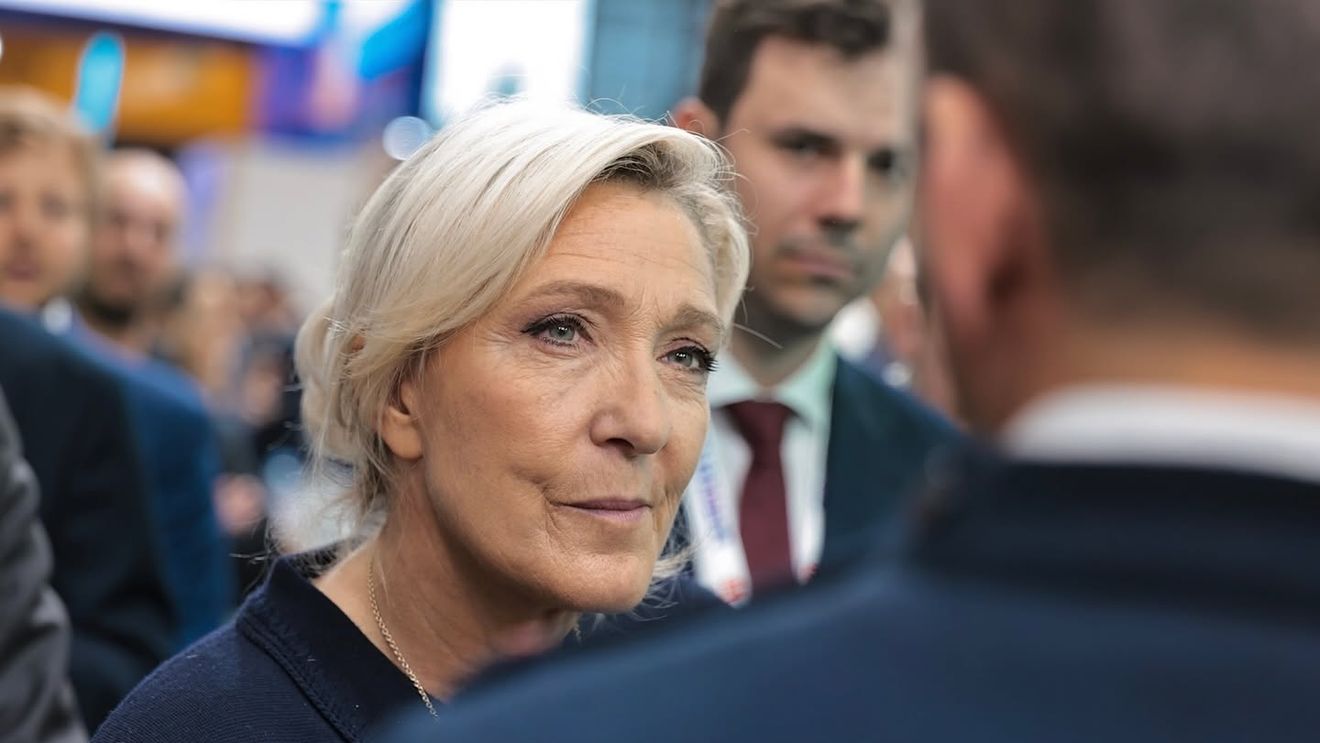 Parchetul European face percheziții în mai multe state UE. E vizat partidul de extremă dreapta fondat de Marine Le Pen