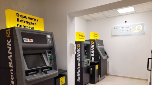 Raiffeisen Bank anunță probleme cu unele plăți. Pe rețelele sociale circulă informații privind întârzieri de salarii