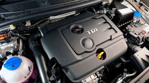 ANALIZĂ: Cum a murit motorul diesel în ochii românilor care cumpără mașini noi și cum moare încet și pentru clienții second-hand