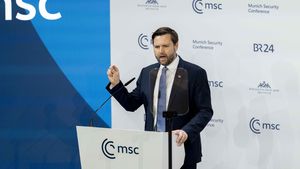 Analiză CNN: Vance a folosit jumătăți de adevăr pentru a ține prelegeri unui public european conștient de amenințarea regimurilor autoritare