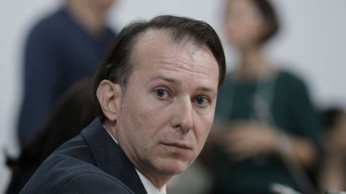 Moțiunea simplă a PSD împotriva lui Florin Cîțu a fost adoptată la limită de Senat / Cîțu: Dacă partidul îmi cere, demisionez