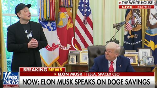 Elon Musk a apărut cu vânătăi la conferința cu Trump: ”N-am fost nicăieri în apropierea Franței” / Spune că fiul său cel mic l-a lovit