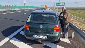 SURSE: VIDEO Un bărbat de 75 de ani a condus 22 de kilometri pe contrasens pe autostrada A7 / Câte luni i-a fost suspendat permisul și ce amendă a primit
