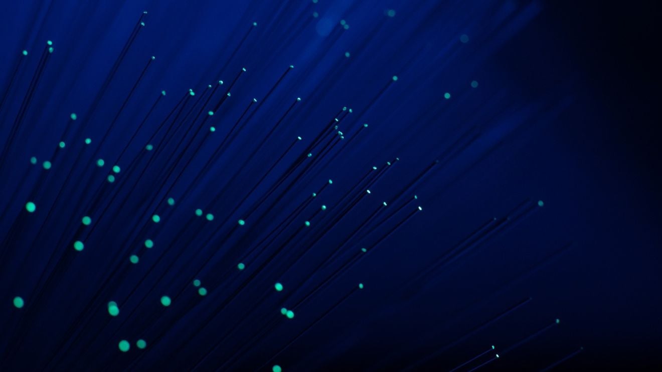 Israelul va construi un cablu de fibră optică de 254 de kilometri, legând Europa de Asia