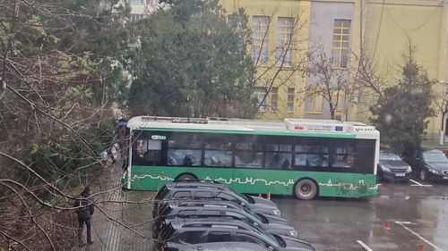 VIDEO Cum și cine renumără voturile la Iași / La operațiunea de renumărare participă inclusiv angajați ai prefecturii, aflată în subordinea Guvernului (surse)