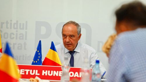Oprirea finanțărilor prin PNDL2 va aduce probleme primăriilor și falimentul firmelor de constucții, acuză președintele Consiliului Județean Hunedoara Laurențiu Nistor