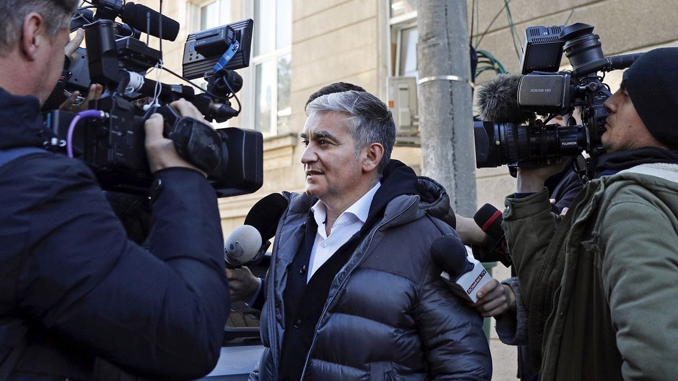 Judecătorii au respins contestația primarului din Sinaia: Vlad Oprea, acuzat de DNA că a cerut șpagă de la Nordis pentru un PUZ, rămâne sub control judiciar / Cu ce interdicții rămâne în următoarele 60 de zile