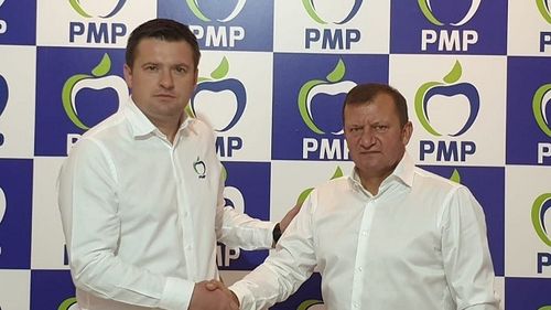 Fostul fotbalist Dorinel Munteanu deschide lista PMP pentru Consiliul local Galaţi