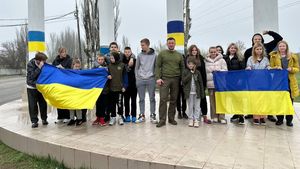 Cum au ajutat selfie-urile și imaginile din satelit la localizarea unor copii ucraineni răpiți de Rusia / Un laborator de la Universitatea Yale din Statele Unite a dezvăluit 210 tabere de reeducare și militare