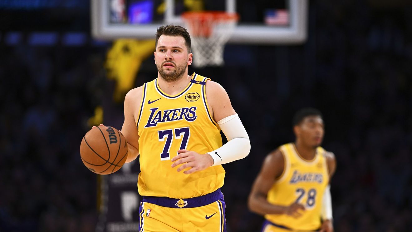 Luka Doncic rescrie istoria la Los Angeles Lakers în NBA: A doborât un record vechi de 56 de ani