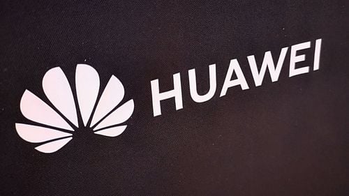 Studiu: Germania a devenit mai dependentă de Huawei pentru 5G, în ciuda temerilor legate de securitate / Multe țări europene au interzis companiilor chineze să utilizeze rețelele lor 5G din motive de securitate