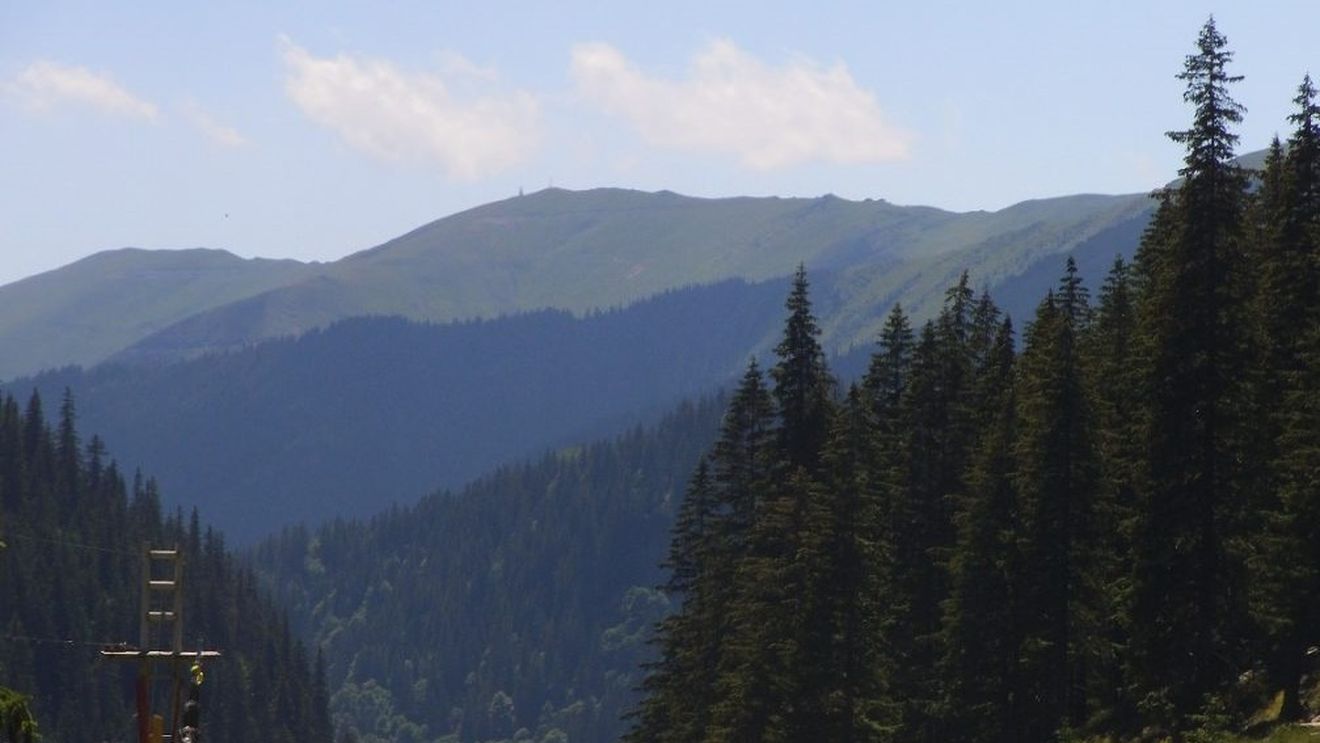 Bihor: O turistă salvată de salvamontişti după ce a alunecat în Cheile Galbenei din Padiş