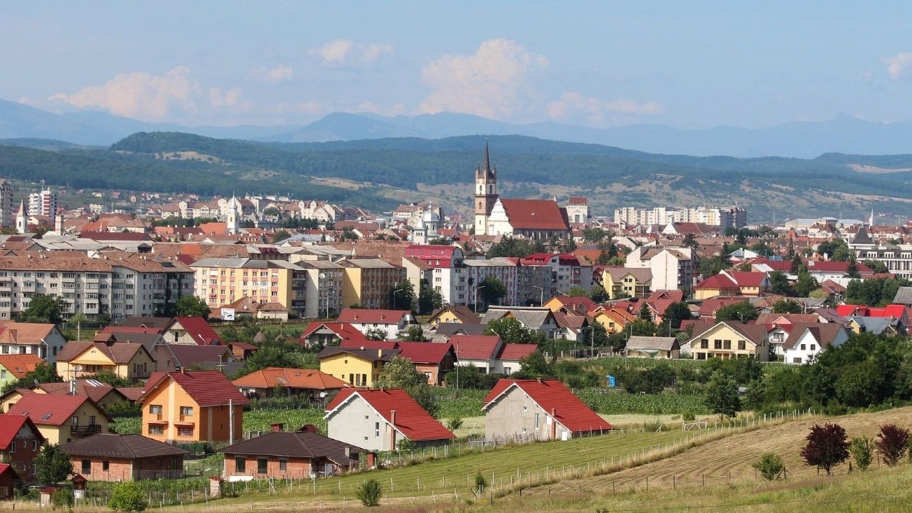 Primele orașe în care va fi obligatoriu certificatul verde: Satu Mare, Bistrița, Băile Govora, Vișeu de Sus, Solca / Mai multe localități din jurul Bucureștiului vor trebui să impună noile măsuri
