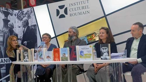 Un călugăr din Transnistria care compară UE cu Uniunea Sovietică și ia peste picior românii, promovat de Institutul Cultural Român la Salonul Cărţii din Paris