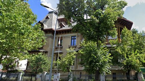 Fundația Blue Planet, controlată de fiica fostului director SRI Virgil Măgureanu, încearcă din nou să fie declarată de interes public printr-un proiect de HG pus în consultare de Ministerul Educației / Presa a scris că miza este un imobil monument istoric din centrul Capitalei