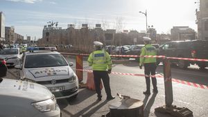 Cum s-a schimbat traficul în Piaţa Unirii după începerea lucrărilor la planşeul subteran: traficul rutier a scăzut ușor, a crescut cel pietonal