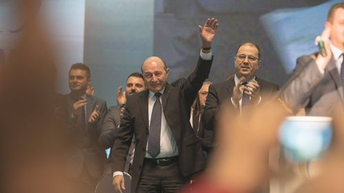 Băsescu admite că PMP nu a fost invitat la Summitul PPE de la Sibiu/ Despre candidatul PPE la șefia Comisiei Europene: Weber e slab