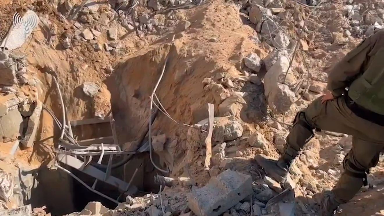 Doi ostatici în oraşul Gaza, pierduți de Hamas / Organizația teroristă anunță că a pierdut contactul cu ei din cauza unor raiduri israeliene