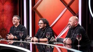 Antena 1 îi dă în judecată pe cei trei Chefi la cuțite pentru că ar fi refuzat să filmeze un nou sezon al emisiunii