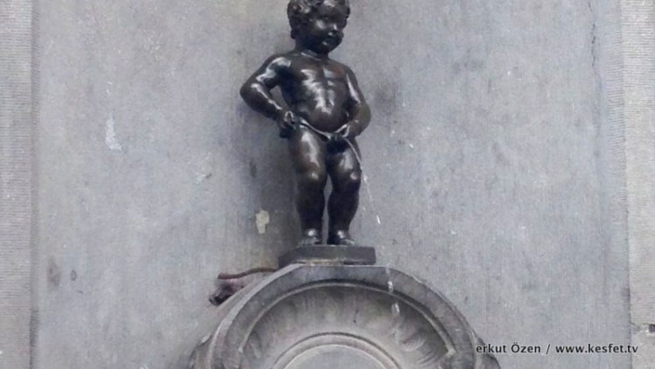 Primăria din Bruxelles a renunțat la ideea de a-l îmbrăca pe Manneken Piss într-o ținută inspirată de Michael Jackson, după acuzațiile de pedofilie la adresa starului pop decedat