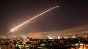 Atacurile din Siria: Raiduri aeriene fără consecinţe, dar cu mesaj