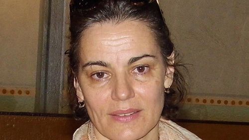 Maia Morgenstern prezintă dovada că Primăria București a cerut tăierea cu jumătate de milion de lei a bugetului Teatrului Evreiesc de Stat