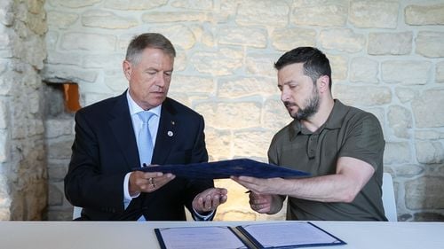 DOCUMENT Președinții Klaus Iohannis și Volodimir Zelenski au semnat o declarație comună prin care România susține aderarea Ucrainei la NATO