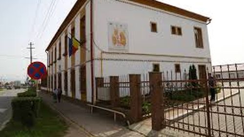 Hunedoara: Focar de infecție cu Covid-19, la un cămin de bătrâni din Orăștie. 25 de persoane depistate pozitiv, inclusiv cinci angajați