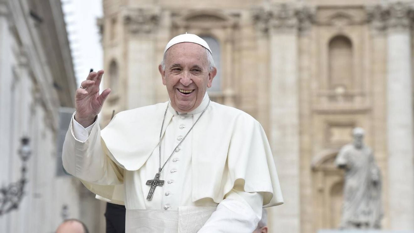 Papa Francisc şi-a anulat, pentru a treia zi consecutiv, angajamentele oficiale, după ce ultima dată a fost văzut în public, miercuri, tuşind şi suflându-şi nasul, scrie Associated Press.