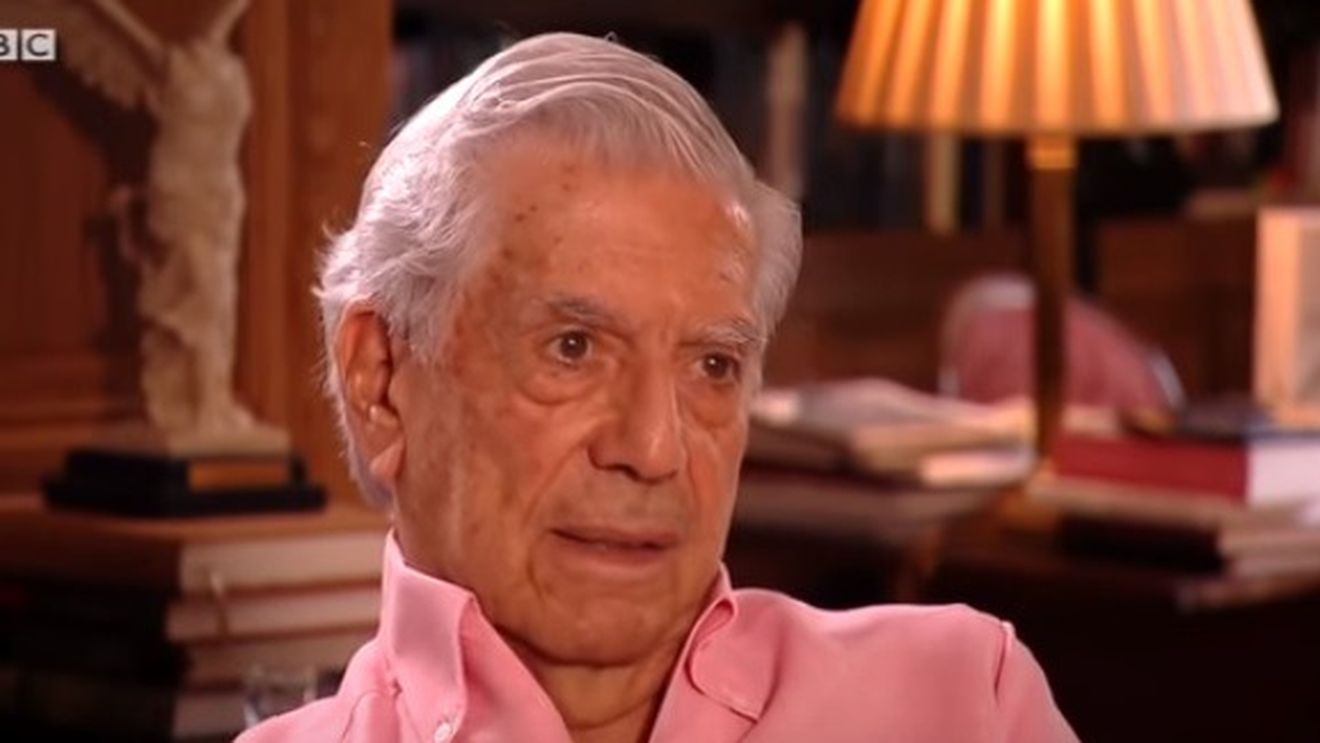 Scriitorul peruano-spaniol Mario Vargas Llosa a primit cetățenia dominicană