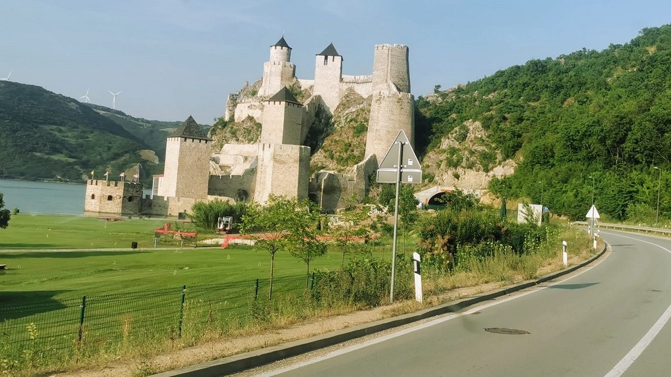 Serbia își promovează oferta turistică la Timișoara / ”Românii sunt turiști buni, consumatori”