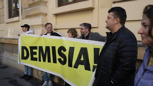 Regizorul Tudor Giurgiu: Faptul că ministrul a plagiat și e dovedit cumva e doar vârful piramidei. Pe mine, personal, mă afectează că cei tineri, copiii își imaginează probabil că acesta este modus vivendi