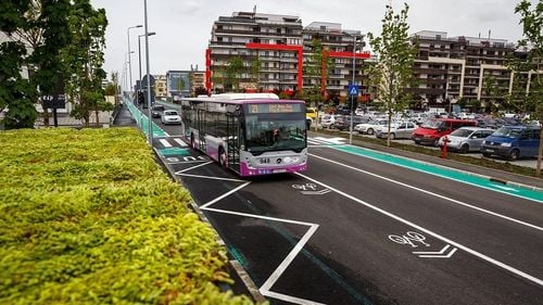 GALERIE FOTO Primarii PNL și fondurile europene modernizează orașele României. Oradea, Timișoara, Cluj, Mediaș, Sinaia, Măgurele - campioane la absorbția de bani europeni - Advertorial