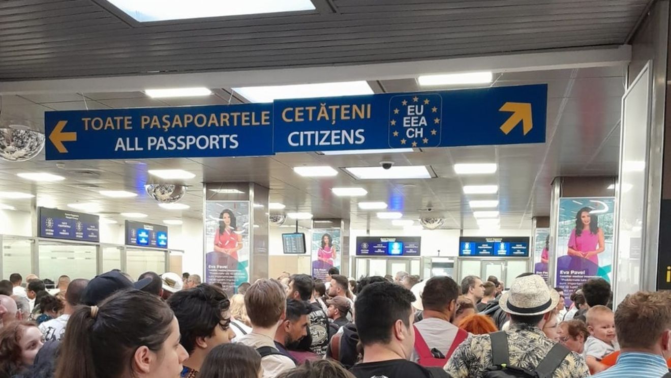 Avarie la sistemul de climatizare al Aeroportului Henri Coandă / Cauza: suprasolicitare după zilele caniculare / A fost afectată, în special, zona de îmbarcare