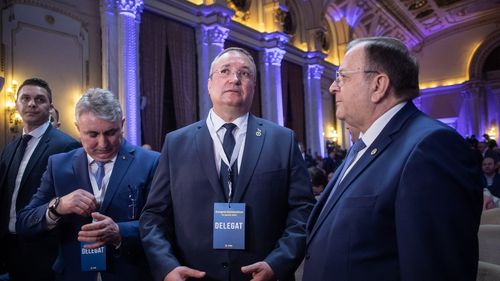 Ce a discutat premierul Nicolae Ciucă cu parlamentarii PNL / Florin Cîțu a participat și el la ședința de la Vila Lac, după ce a atacat Guvernul
