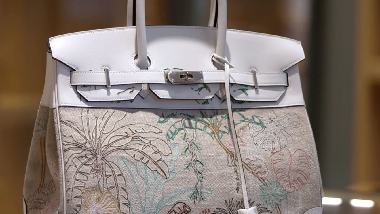 Hermès raportează o creştere peste aşteptări a vânzărilor în trimestrul al patrulea