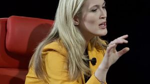 Olivia Nuzzi, una dintre cele mai apreciate ziariste din SUA, concediată după ce a dezvăluit o relație cu Robert Kennedy Jr.