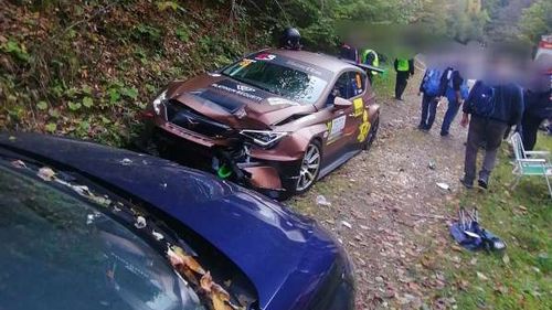 Trofeul Câmpulung Muscel 2023 a fost anulat după ce un spectator a murit lovit de o mașină din concurs / Federaţia Română de Automobilism Sportiv a deschis o anchetă