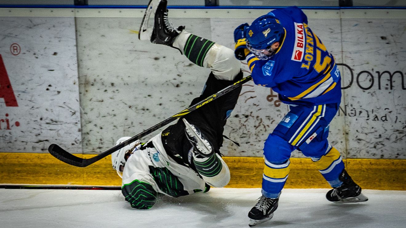 Brașovenii, triplă istorică la hochei: au câștigat campionatul național, Cupa României și Erste Liga