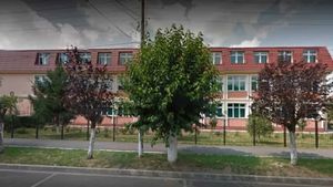 PSD Bihor îi cere premierului Ciucă să-l demită pe șeful Inspectoratului Județean Școlar, Horea Abrudan, care a organizat concursul pentru funcțiile de directori de școli, după ce DNA a depistat o fraudă pentru postul de la Școala Avram Iancu din Oradea